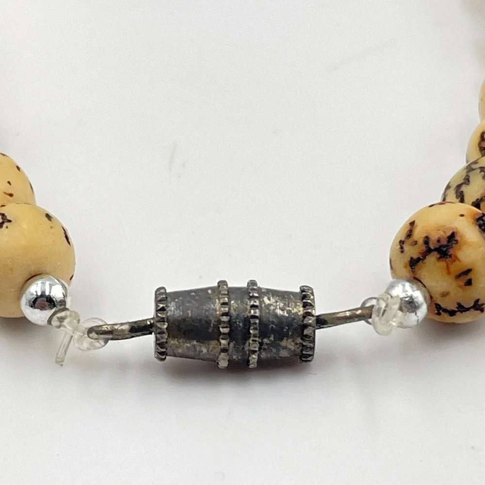 Vintage Boho Cream Bodhi Seed Beaded Strand Bracelet Earthy Hippie Y2K Classic